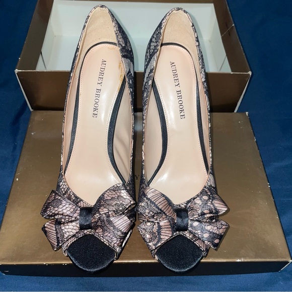 Audrey Brooke heels - Picture 4 of 6